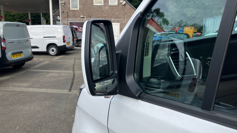 Ford Transit Custom 280 L1 Diesel Fwd 2.0 EcoBlue 130ps Low Roof Limited Van